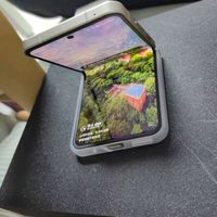 努比亚(nubia)国民小折叠Flip 国家补贴 8GB+256GB 奶茶色 高通骁龙芯片 5000万后置双摄 120Hz 5G手机