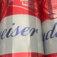 百威啤酒：味觉记忆与生活碎片