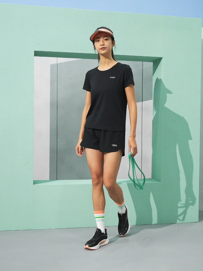 骆驼瑜伽服饰