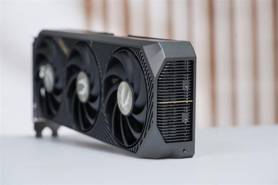RTX 5070 SUPER规格确认:18GB显存+6400核心 实测4K性能提升8%