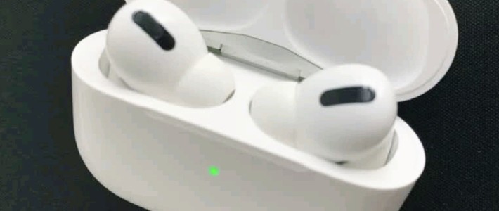 AirPodsPro2 vs AirPods 4：舒适与降噪的终极对决，谁是你的菜？