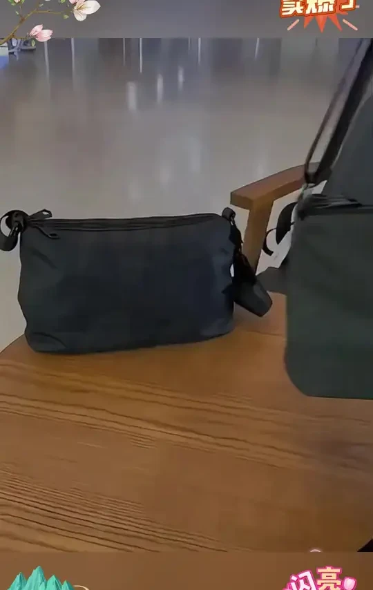 【官方正品】男包，大牌男包今天特惠#男士包包#斜挎包#长期主义通勤包推荐