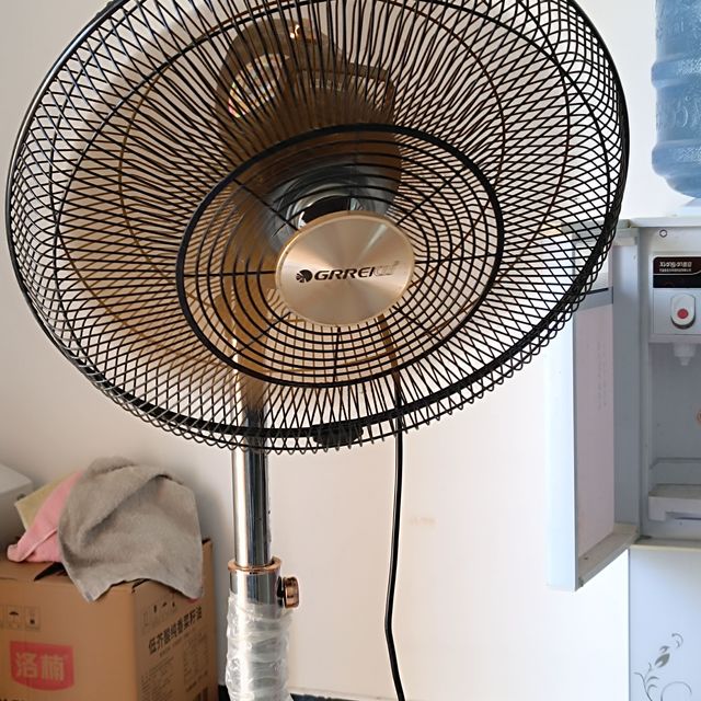 格力FD-35X65h7黑加大升级款落地扇：畅享清凉新体验
