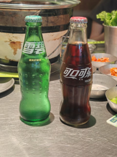 雪碧200ml玻璃瓶直接畅饮也是非常痛快