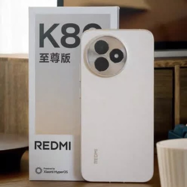 红米K80至尊版：天玑9400+7410mAh，续航怪兽杀疯了！‌