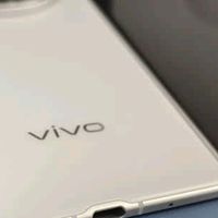 vivo X Fold5 超可靠的 AI 折叠屏手机 ，比传统的智能手机还轻薄