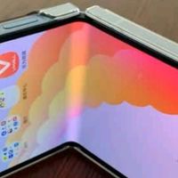 三星Galaxy Z Flip6  折叠屏手机，小体积方便携带你会选择吗？