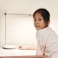 护眼台灯哪家强？书客L1护眼台灯或是百元级天花板！