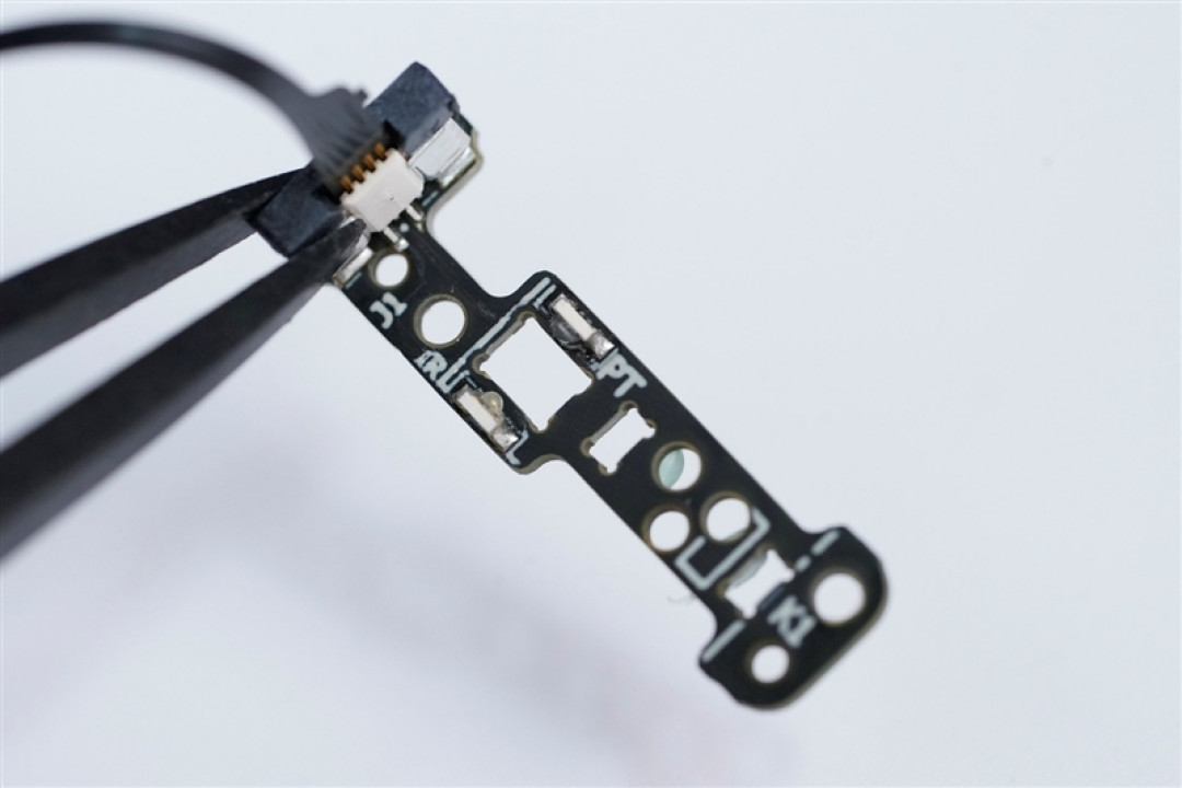 雷柏VT3s MAX鼠标评测:中小手型用户也没有被遗忘 顶尖性能的小号电竞鼠标来了