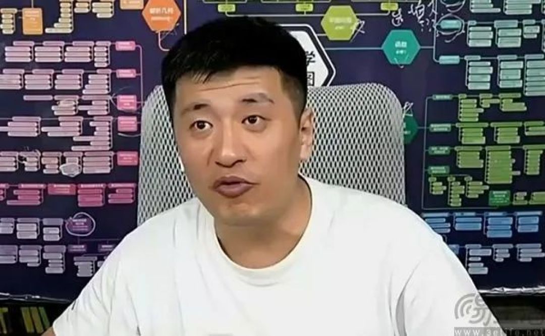 AI大厂竞逐高考志愿填报，可谁都代替不了张雪峰
