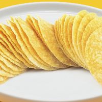 黔脆云酥入土豆片红海！云贵高原黄金片凭酥脆基因杀出血路
