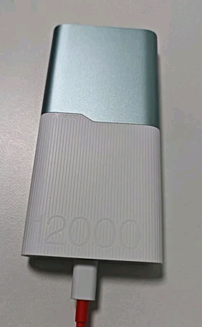 一加移动电源
