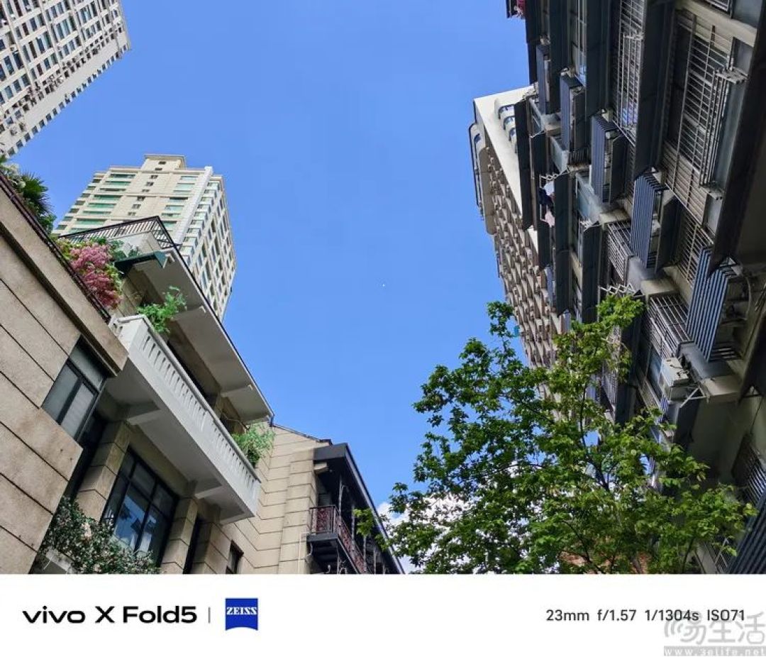 vivo X Fold 5评测：更薄、更亲民，但确实更强了