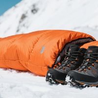 户外装备选购指南：帐篷、睡袋、登山鞋