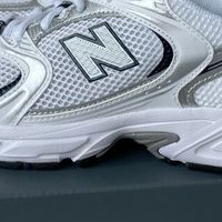 New Balance 530：复古与科技的融合