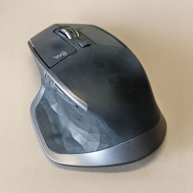 一招解决罗技MASTER2S指针不动问题