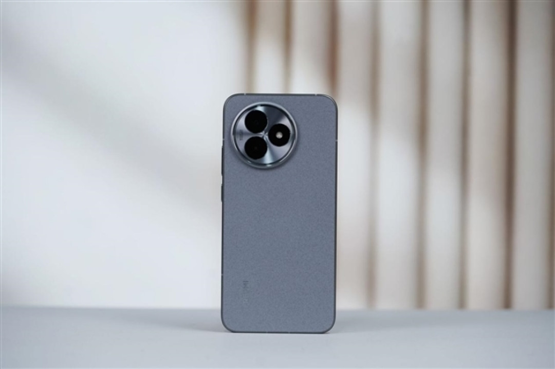 外卖小哥极力推荐REDMI K80至尊版:全程开GPS 从7点半用到下午4点