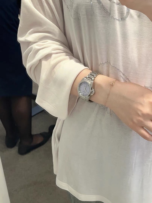 浪琴新款机械女表：心月系列与开创者系列