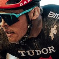 穿上就是大PRO！盘点那些贵但真香的顶级骑行服，第4个绝了！