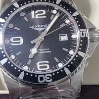 浪琴康卡斯机械男表是品牌运动优雅风格的典范之作