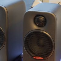 桌面监听音箱NUX Axon3：音质与价格的平衡