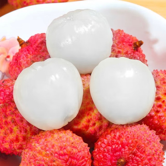 夏日限定！这颗"荔枝贵族"核小肉厚甜过蜜，懂行的都在抢。