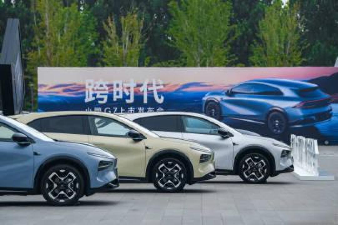 小鹏G7上市19.58万起:标配高阶智驾配置,9分钟订单破万剑指Model Y