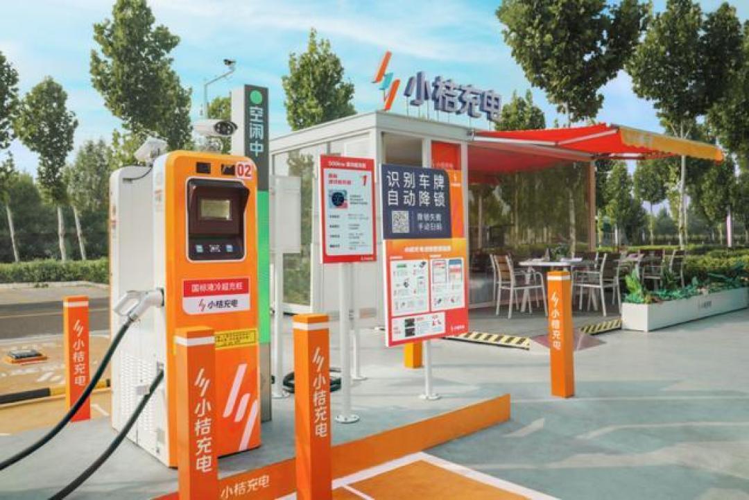 新能源超充竞赛升级:滴滴1600kW液冷桩领衔车企竞逐兆瓦快充新时代