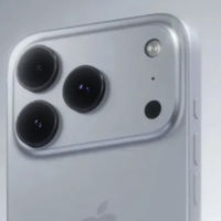 iPhone 17  真机细节全曝光！横向相机条 + Logo 下移