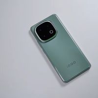 跑分党醒醒！这三款手机用五年都不卡，颜值性能全拉满
