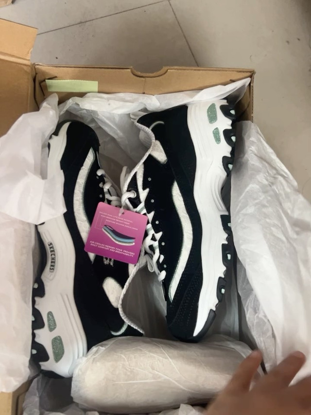 斯凯奇舒适鞋👟一双穿很久