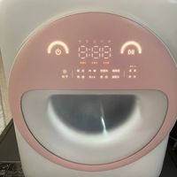 一眼心动的Q1石头迷你洗烘一体机：洗衣裤新宠，省时省力尽在掌握