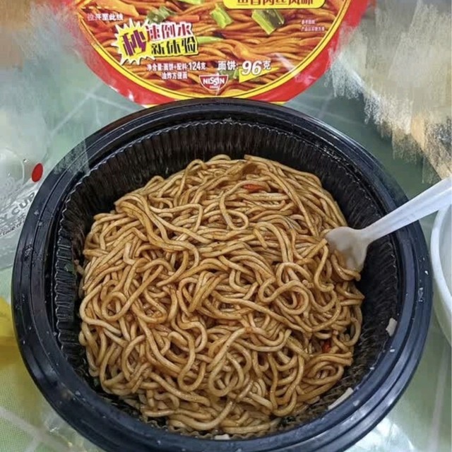 零食柜要放满，这几款小零食都很好吃哦