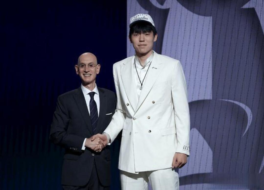篮协征召杨瀚森陷两难：亚洲杯需求与NBA生涯风险下的姚明式悲剧警示
