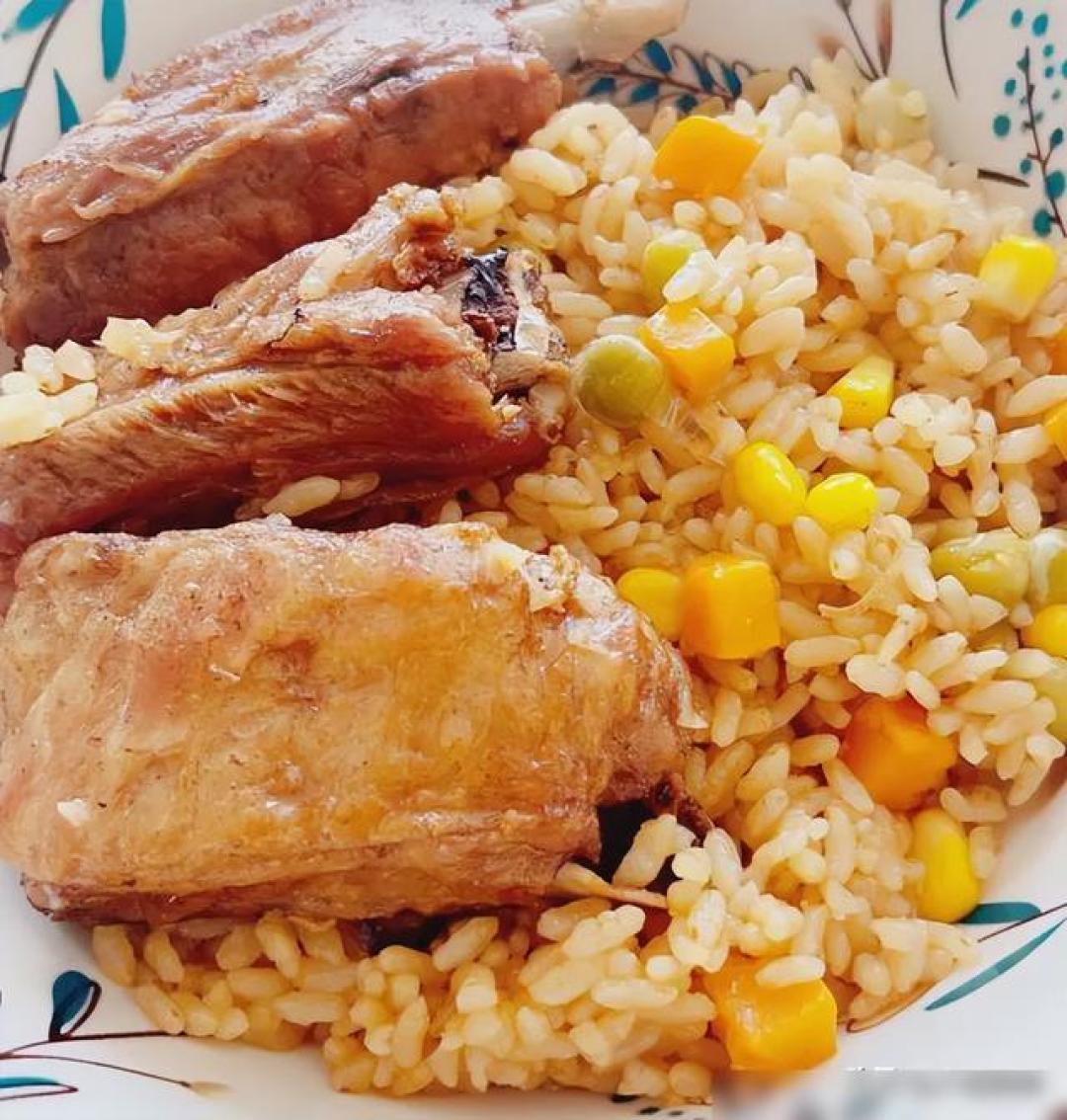 炎夏懒人救星！电饭煲解锁无油烟料理的十二时辰