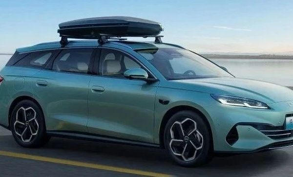 旅行车卖不动？比亚迪不信邪！| 智车星球