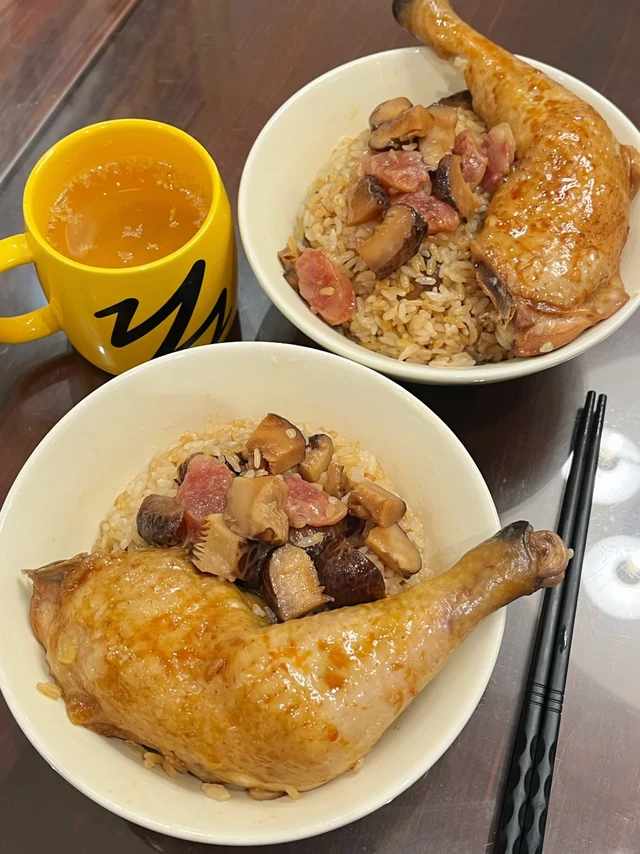 冬菇鸡腿煲仔饭！电饭煲就能做这一锅太香了