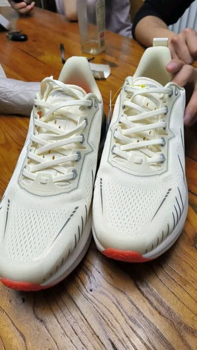 玩觅跑鞋