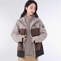 骆驼雨刃三合一冲锋衣：征服户外的无畏战甲
