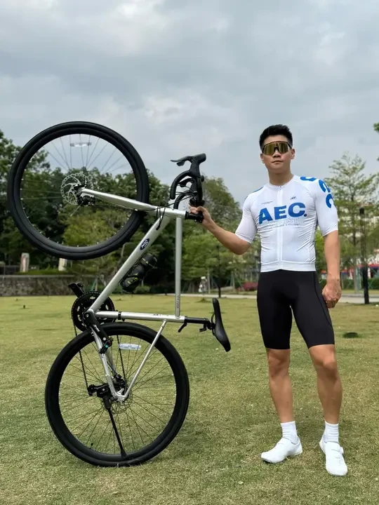 今天骑新车子 #公路车#福特公路车 #福特自行车 #骑行 #骑行vlog