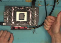 RTX 5090惨烈变砖 PCB都裂了！居然神奇修好 用了3根飞线