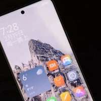 小米不要利润了？16GB+512GB跌价2901元，5300mAh+卫星通信+IP68