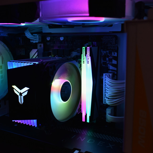 DDR4平台 “梦中情条” 毁灭者 3600 C16 RGB 台式机电竞内存实测
