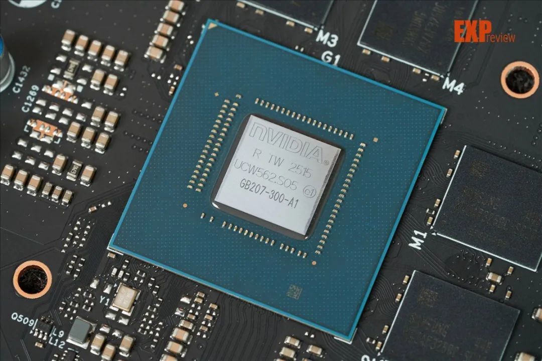 GeForce RTX 5050显卡天梯榜首发评测:与4060肩并肩,DLSS 4让帧率飞上天