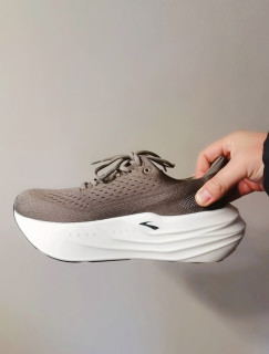 🏃‍♂️Brooks布鲁克斯 Glycerin Max：长跑短跑都能驾驭的宝藏跑鞋