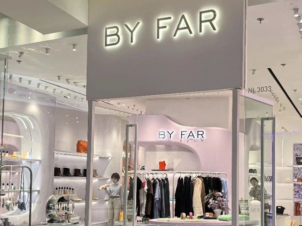 突然，关闭所有门店！