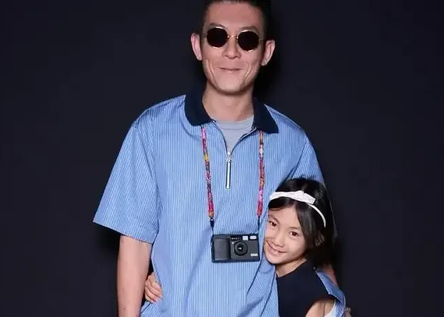 从“情场浪子”到“女儿奴”，44岁陈冠希，为女儿改变了多少？