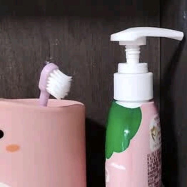儿童牙齿要保护好，试试这款好来小黄鸭按压儿童牙膏