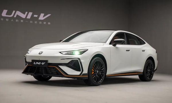 属于年轻人的汽油车，换代了！