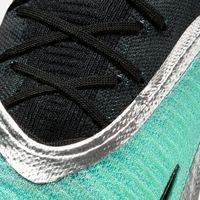 Nike PHANTOM 6暗煞系列足球鞋评测